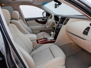 Infiniti FX37