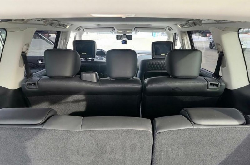 Infiniti QX80