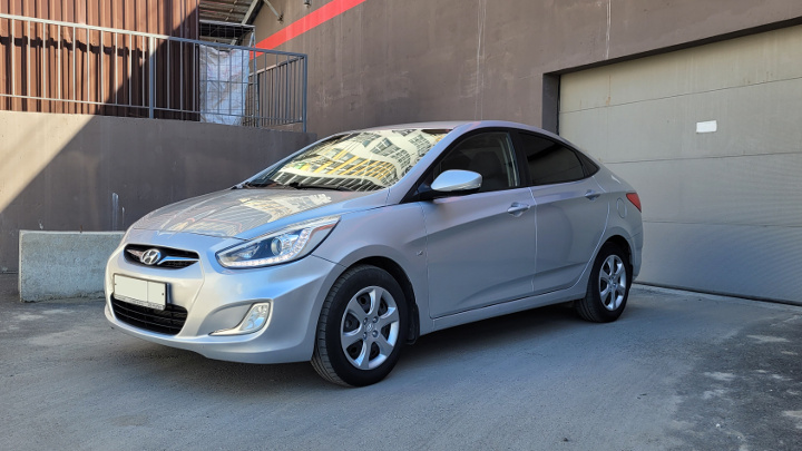 Hyundai Solaris