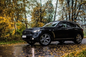 Infiniti FX37